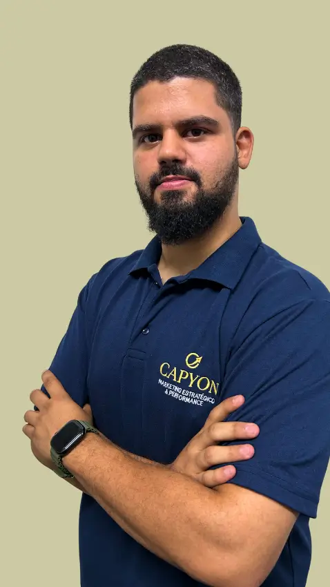 Vitor Costa coordenador de marketing na Capyon Marketing de Itaúna Minas Gerais